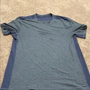 Men’s lululemon L blue and grey blue shirt